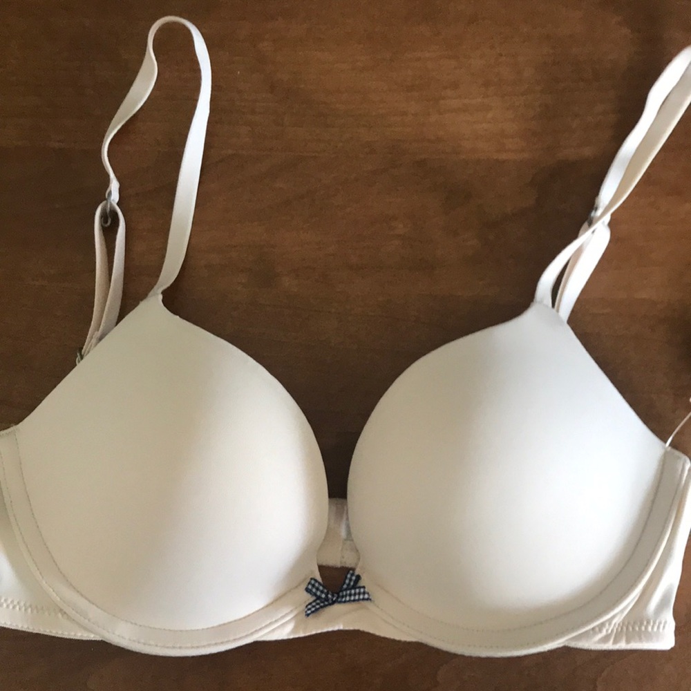 Nude gilly Hicks push up bra